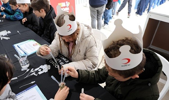 Atölyelerde renk, yaratıcılık ve eğlence bir arada