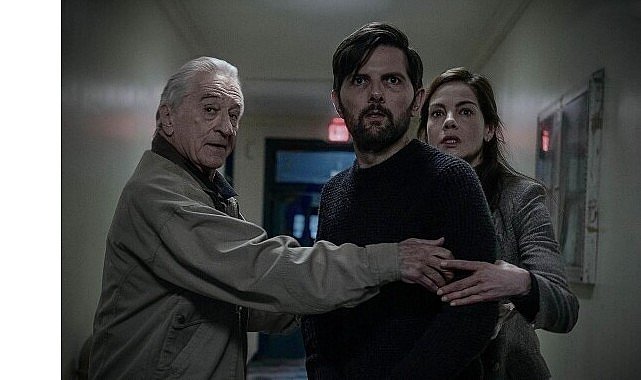 Başrollerinde Robert De Niro, Michelle Monaghan ve Adam Scott’ı buluşturan Fısıltı Adam, 28 Ağustos’ta Netflix’te.