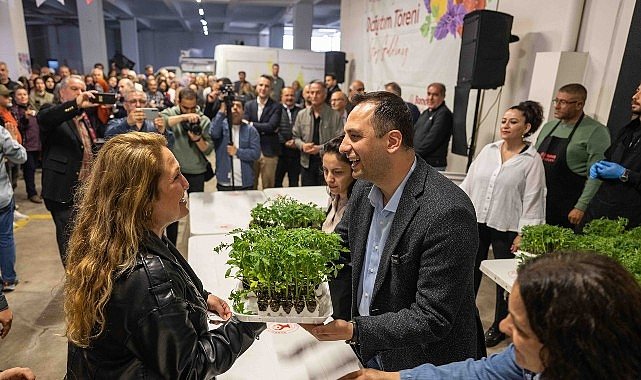 Bornova’da toprağa can, üreticiye destek