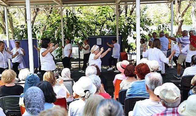 Aktif Yaşlı Merkezi’nde veda programı