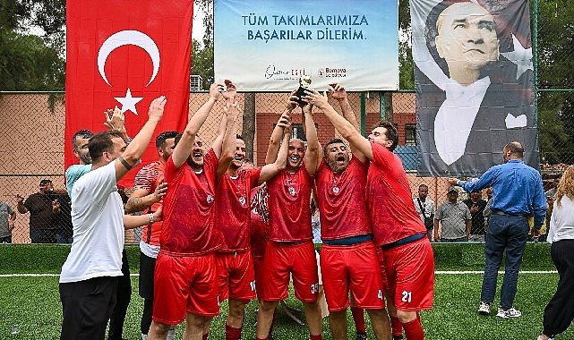Bornova’da dostluk kazandı
